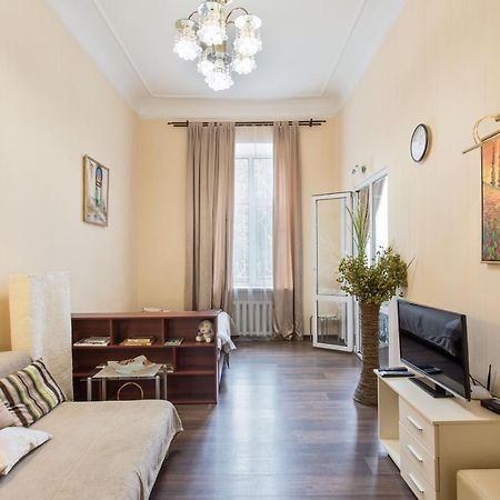 Apartments Opposite Shevchenko Park Одесса Экстерьер фото